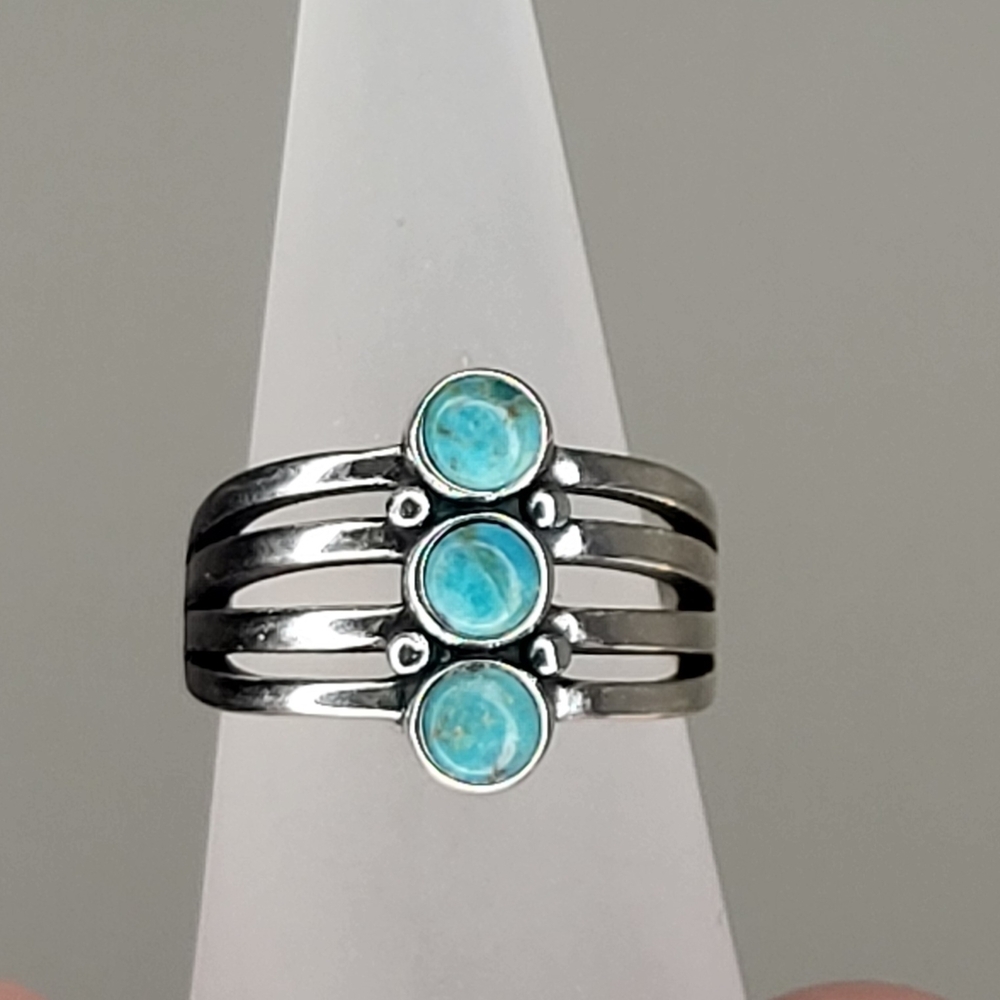 Size 6 Silver Turquoise Ring